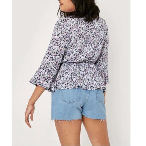 Nasty Gal Lilac Disty Floral‎ Peplum Bell Sleeve  
Top Women's 18 Boho Babydoll - Picture 6 of 11